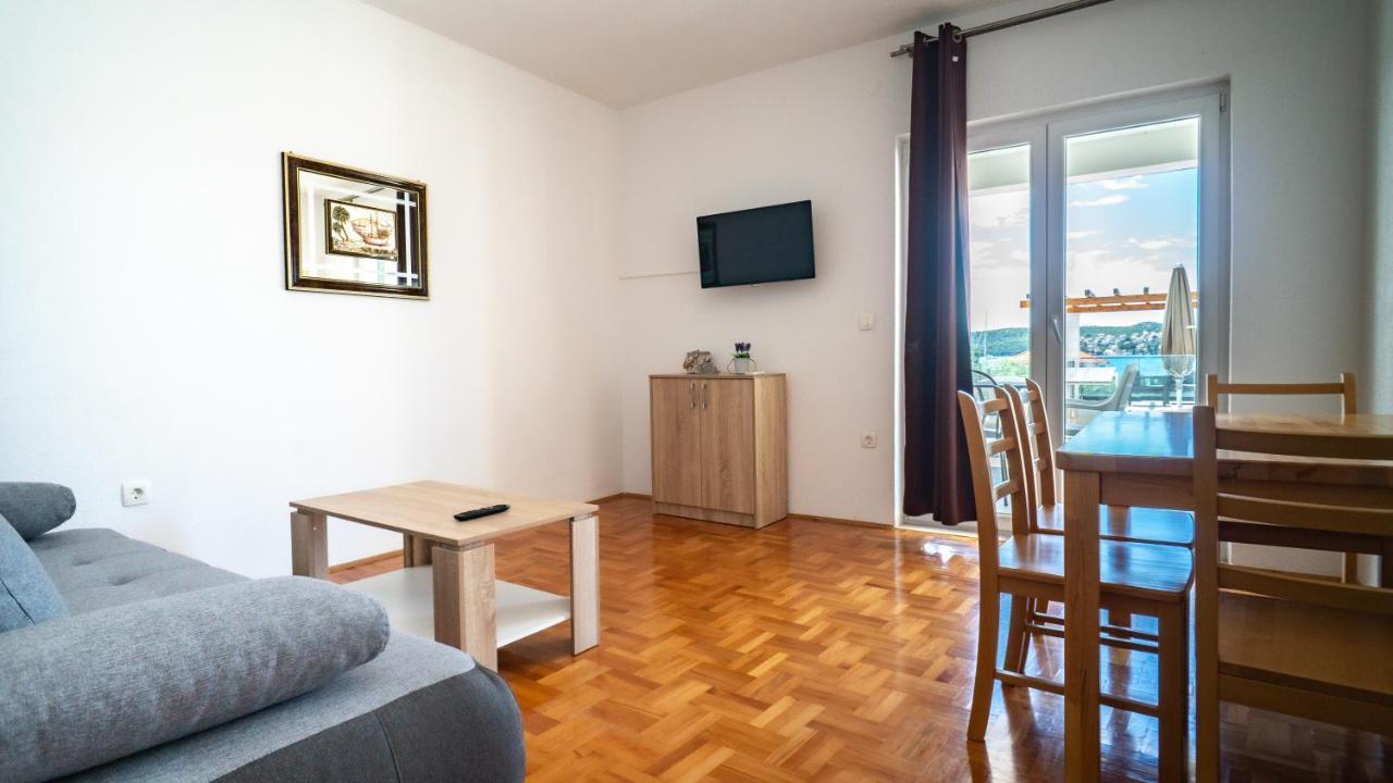 Calma Apartments Trogir Extérieur photo
