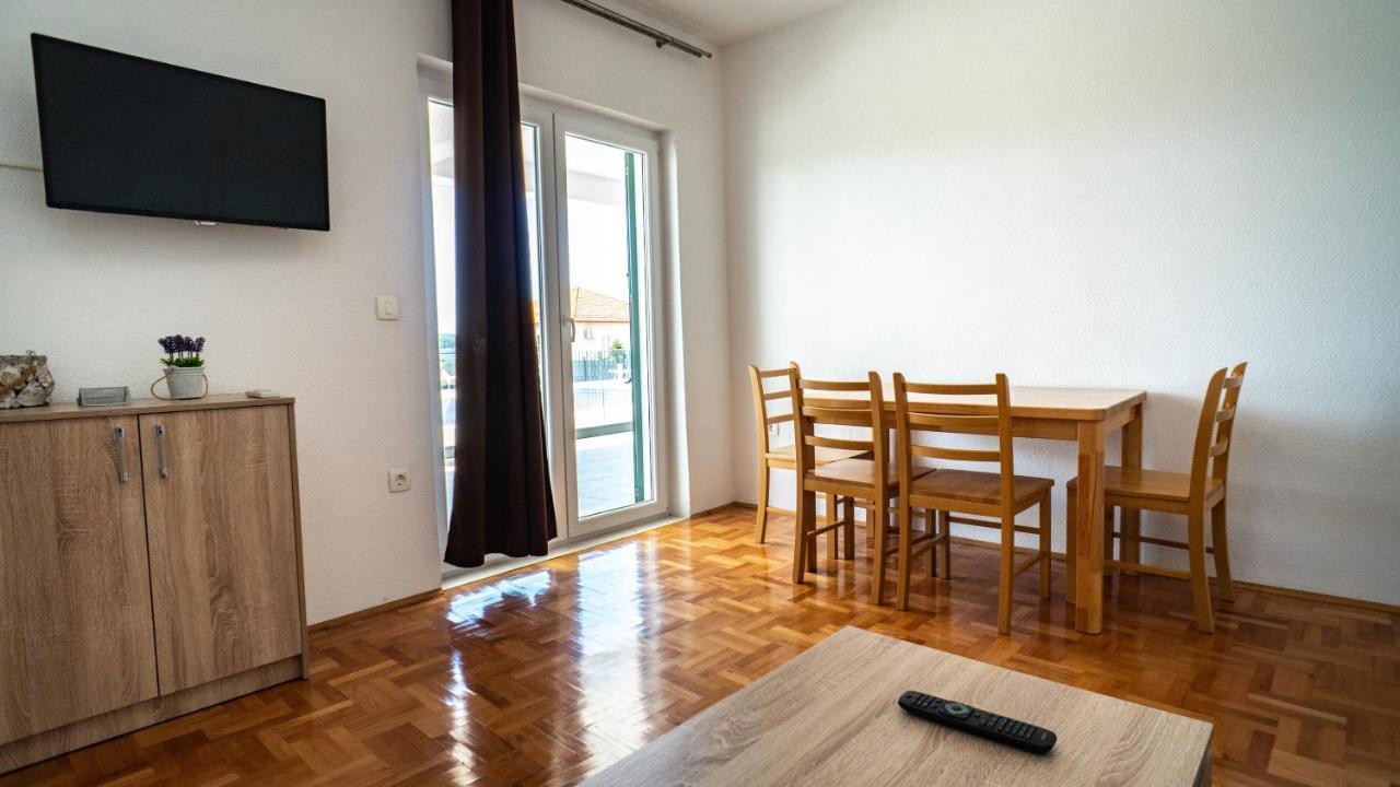 Calma Apartments Trogir Extérieur photo