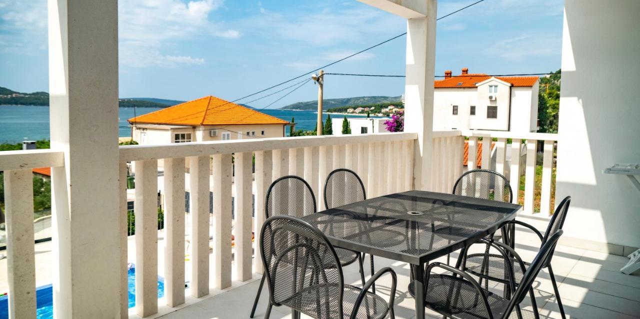Calma Apartments Trogir Extérieur photo