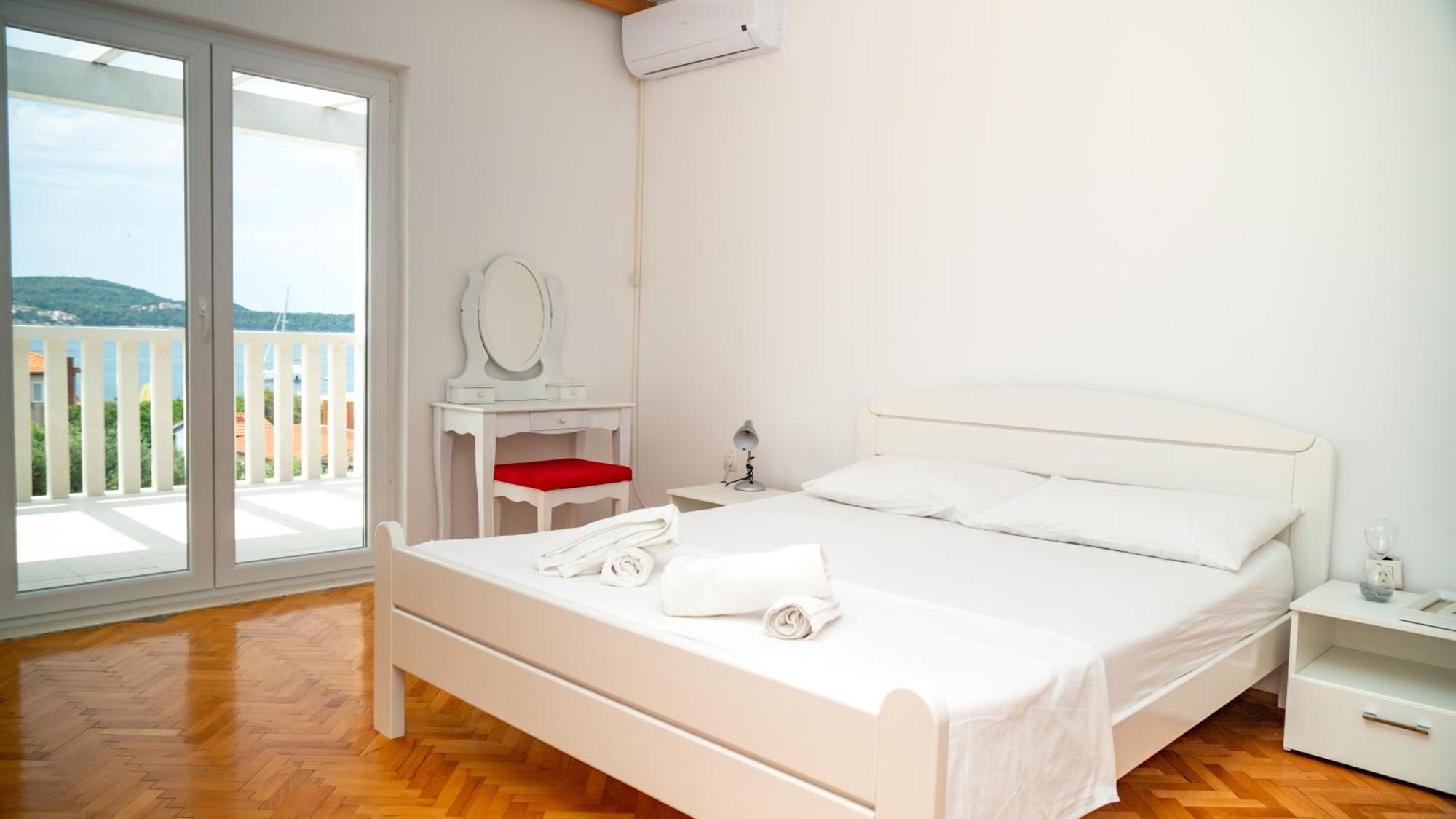 Calma Apartments Trogir Extérieur photo