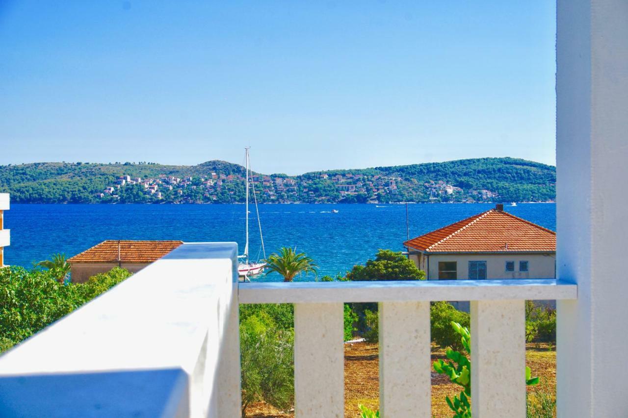 Calma Apartments Trogir Extérieur photo